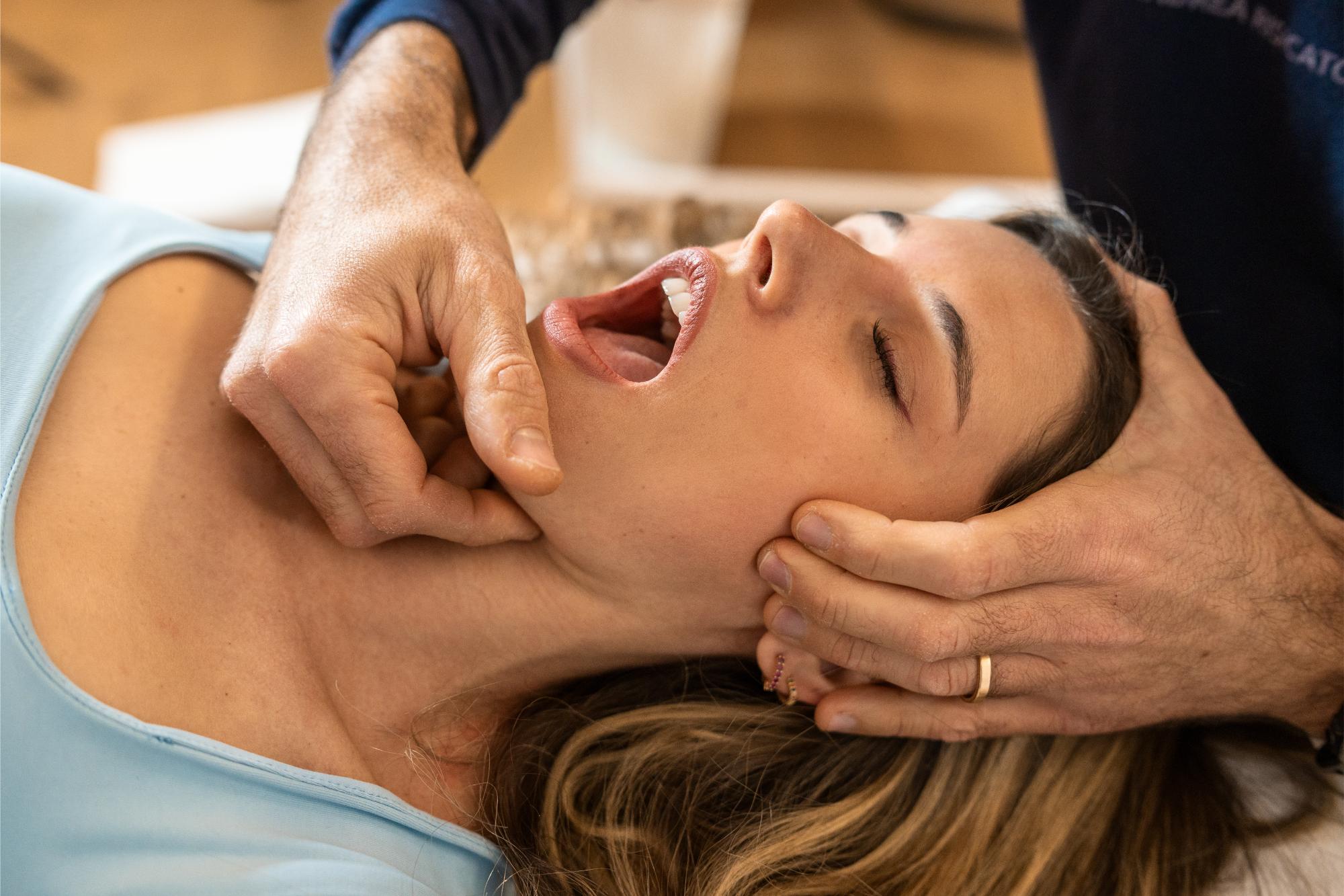 osteopathic-jaw-adjustment-2024-01-15-19-42-15-utc (1)